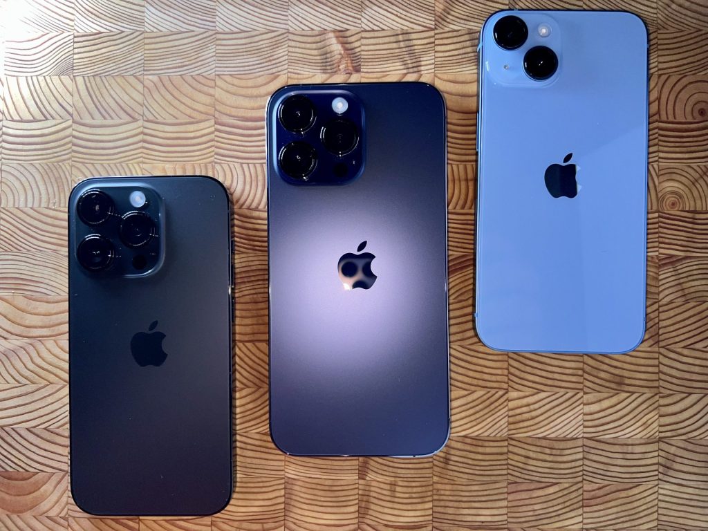 Review of Apple's iPhone 14 and iPhone 14 Pro: They're leaning into it |  TechCrunch