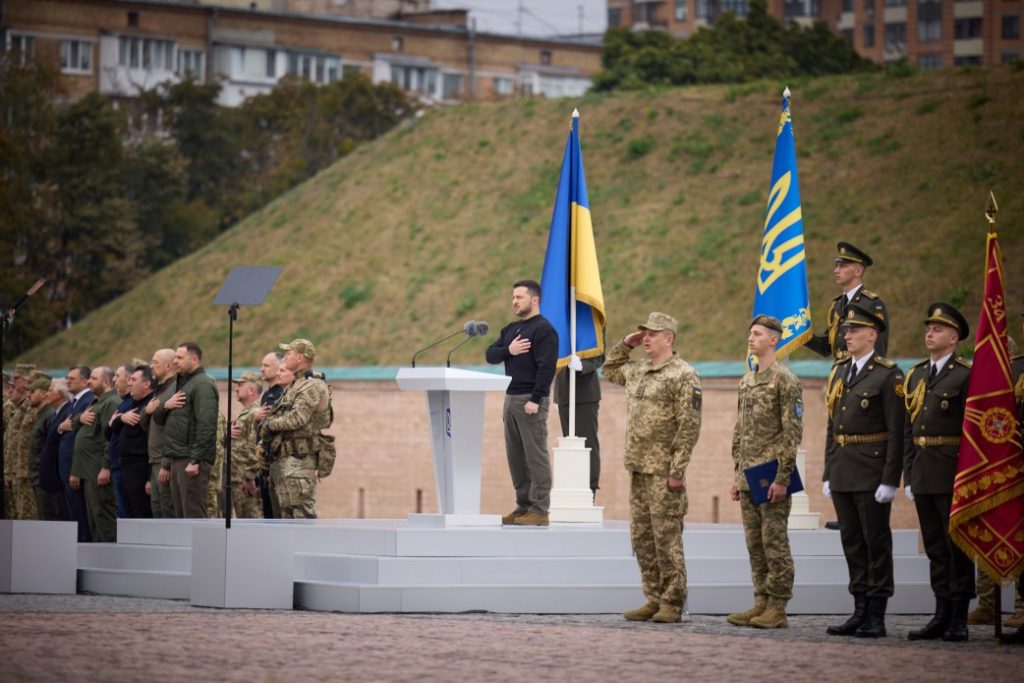 Нужно каждую возможность обращать в приближение нашей победы – и победа  будет – Владимир Зеленский принял участие в мероприятиях ко Дню защитников  и защитниц Украины — Официальное интернет-представительство Президента  Украины